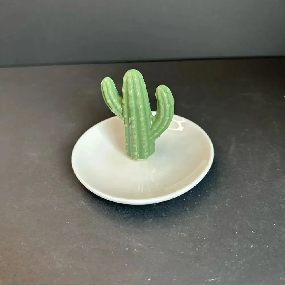 Ceramic‎ Cactus Ring Holder Trinket Dish 4x2.5
